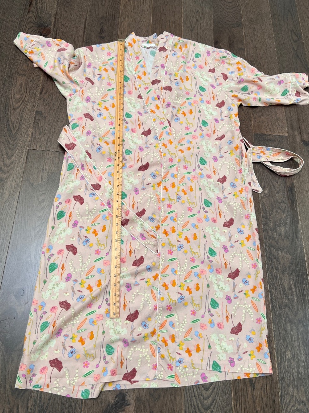 Love & Lore Robe - Picture 4 of 12
